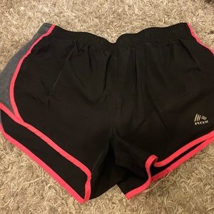 Women work out shorts